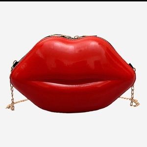 Red Lips Purse